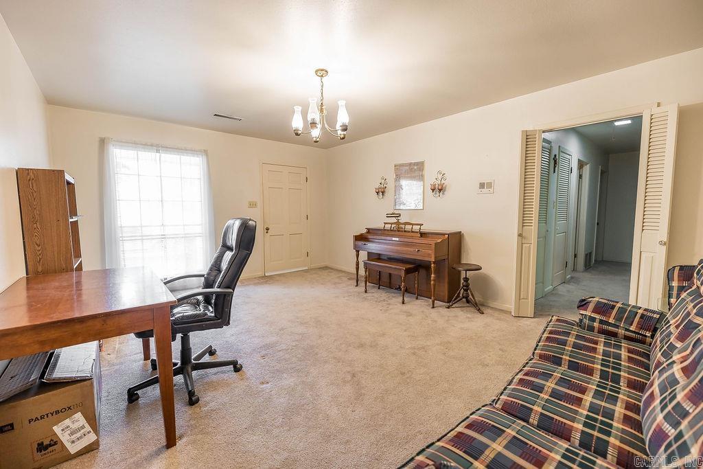 COUNTRY CLUB TERRACE - Residential