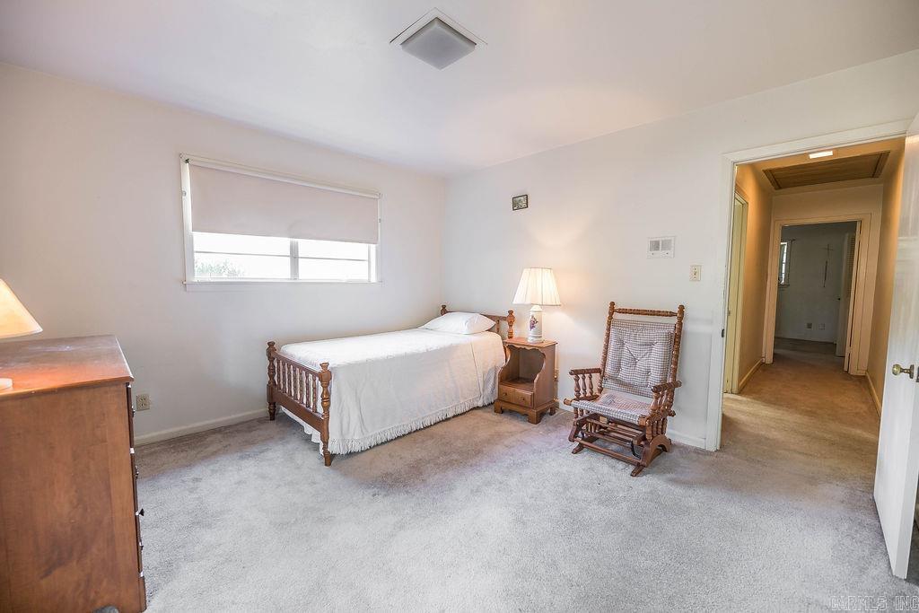 COUNTRY CLUB TERRACE - Residential