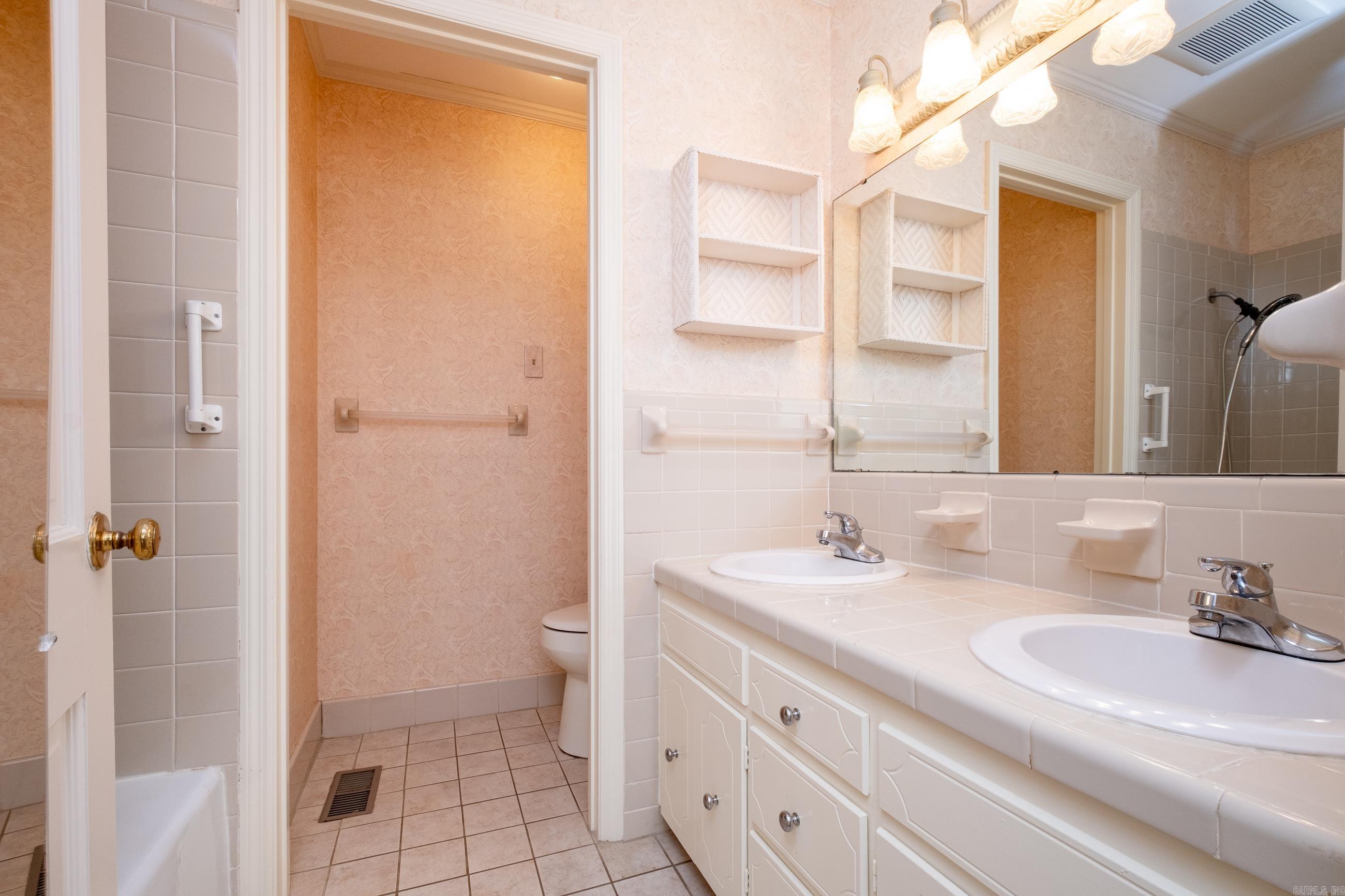 Colony West - Residential