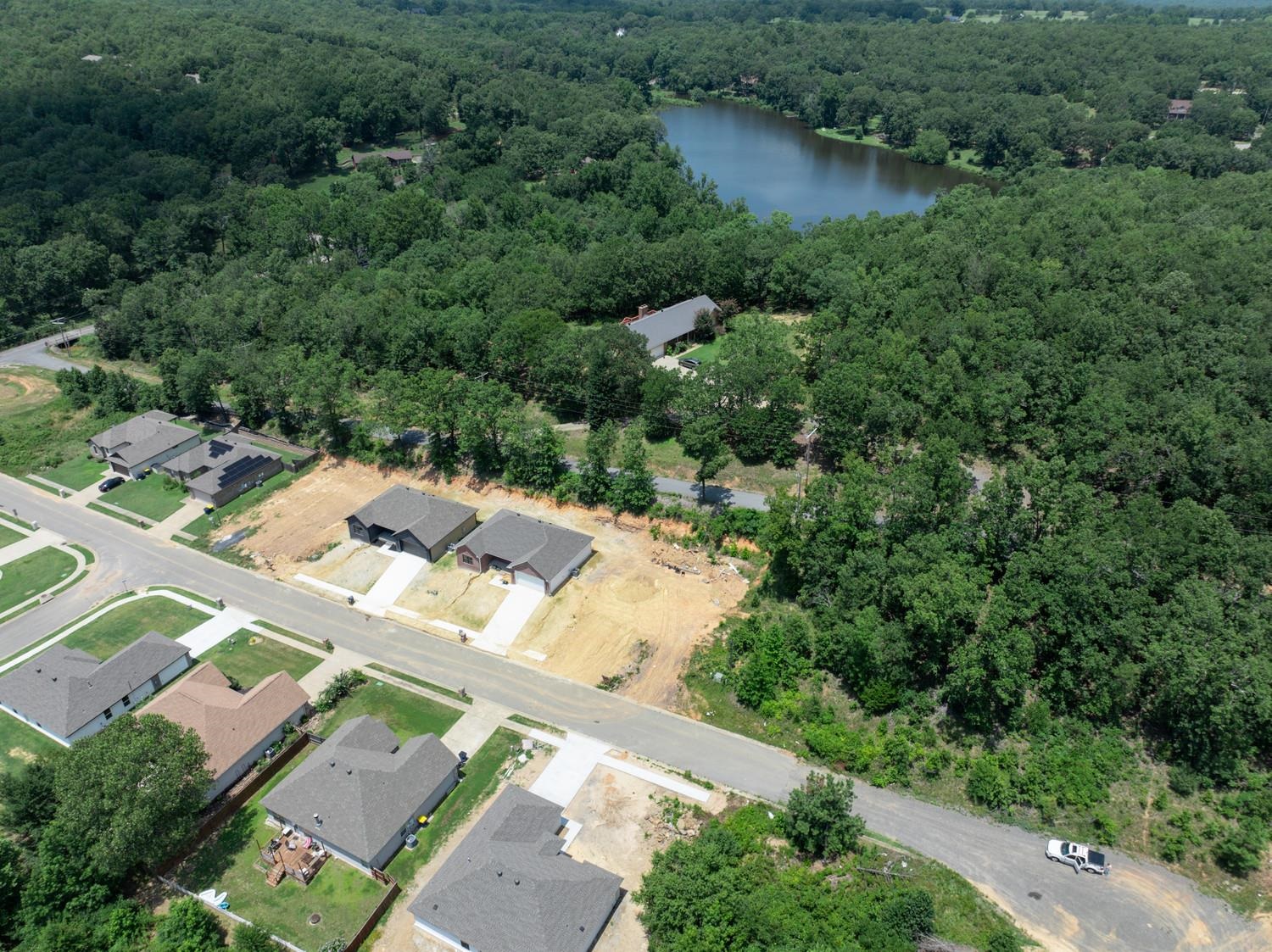 Pleasant Forest - Land