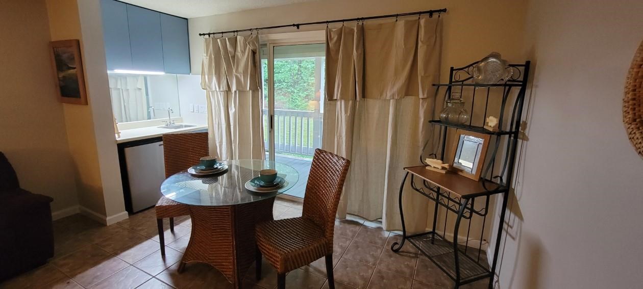 Summerhill Place Condos - Residential