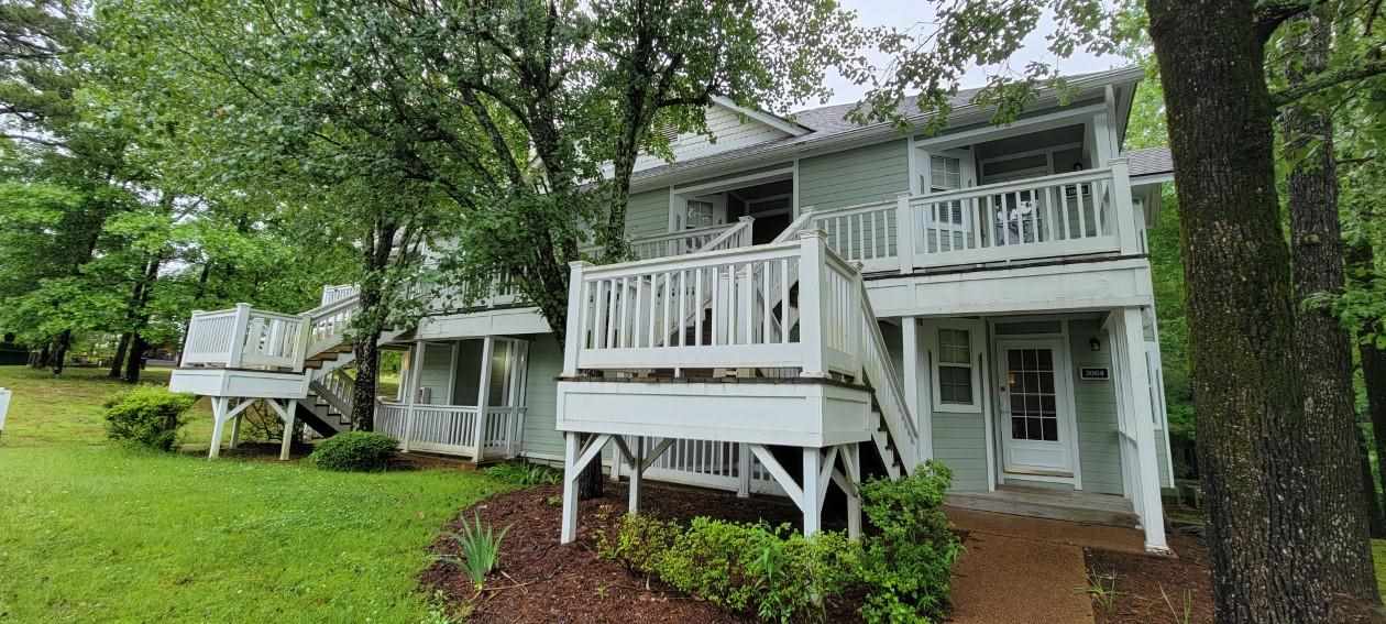 Summerhill Place Condos - Residential