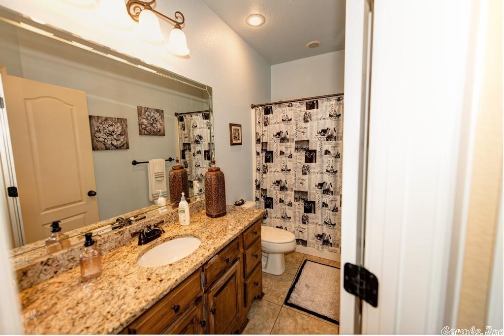 SIGNATURE AT CYPRESS CREEK - Residential