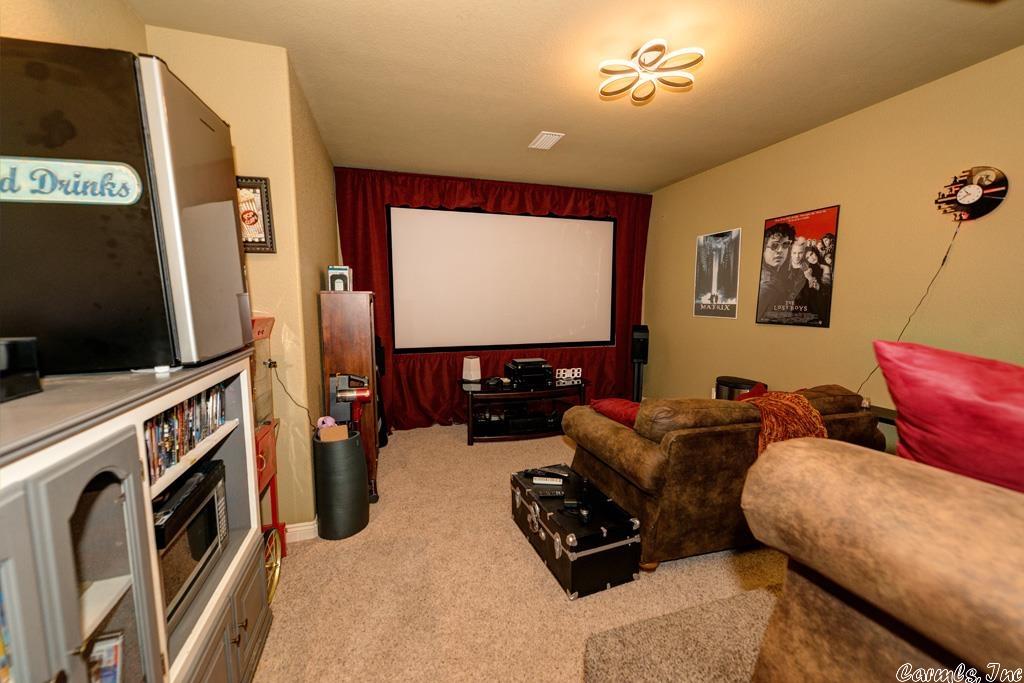 SIGNATURE AT CYPRESS CREEK - Residential