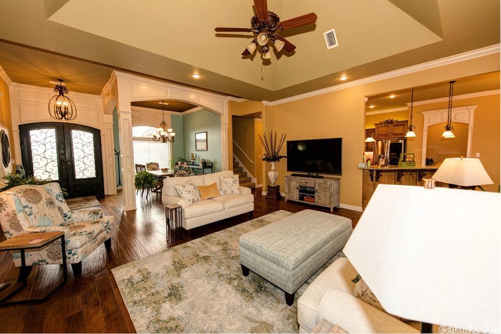 SIGNATURE AT CYPRESS CREEK - Residential