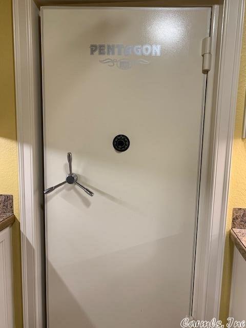 SIGNATURE AT CYPRESS CREEK - Residential