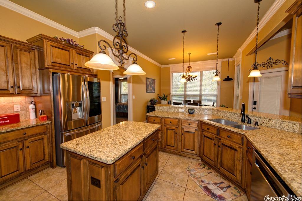 SIGNATURE AT CYPRESS CREEK - Residential