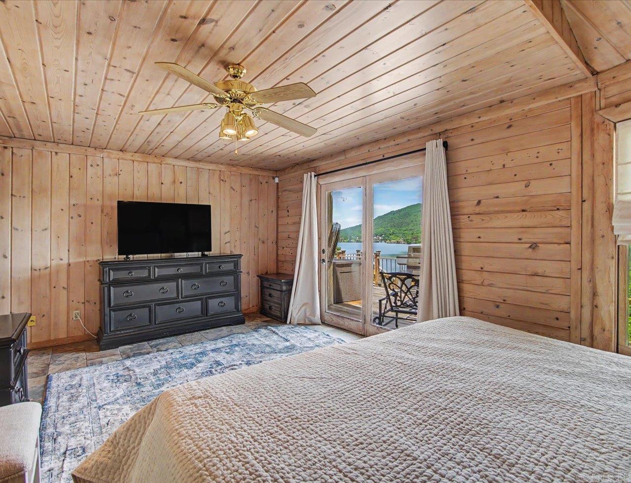 Lake Ridge - Residential