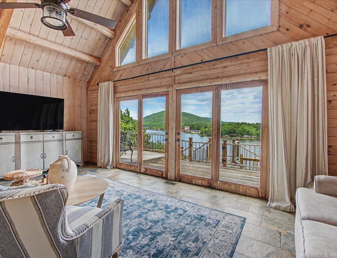 Lake Ridge - Residential