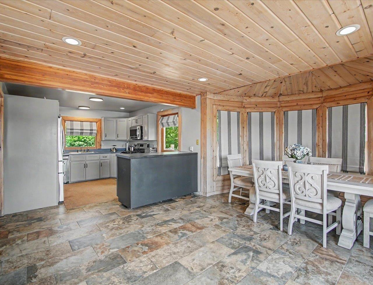 Lake Ridge - Residential