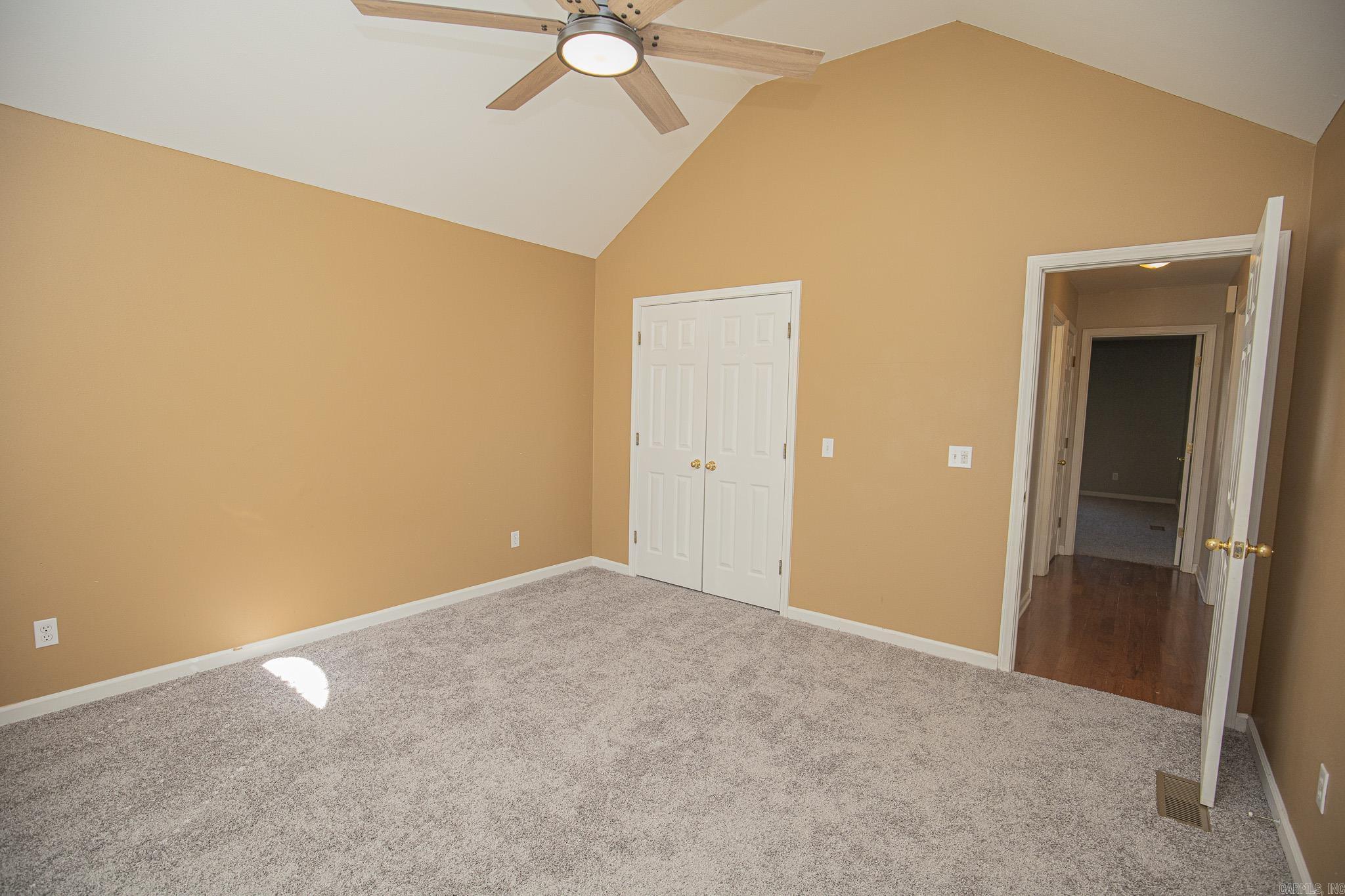 CHERRY RIDGE - Residential