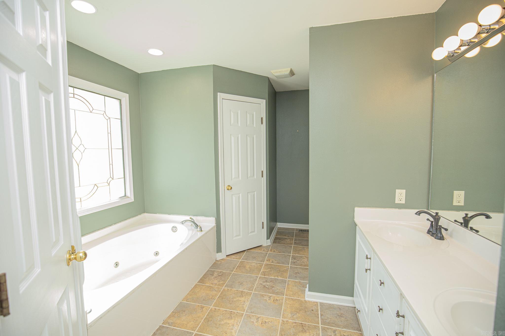 CHERRY RIDGE - Residential