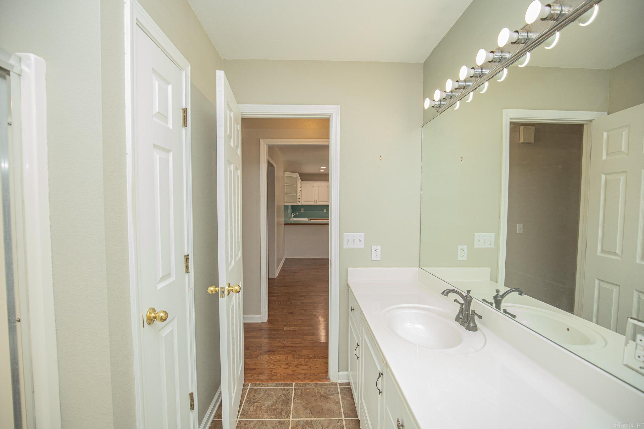 CHERRY RIDGE - Residential