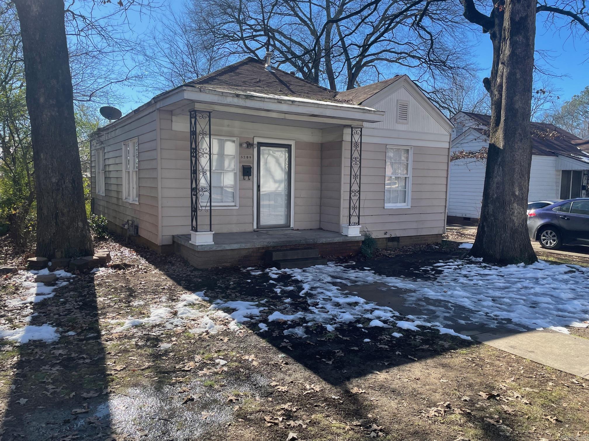 Oak Hurst - Residential Lease