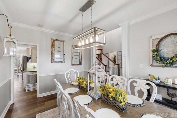 COUNTRY ESTATES - Residential