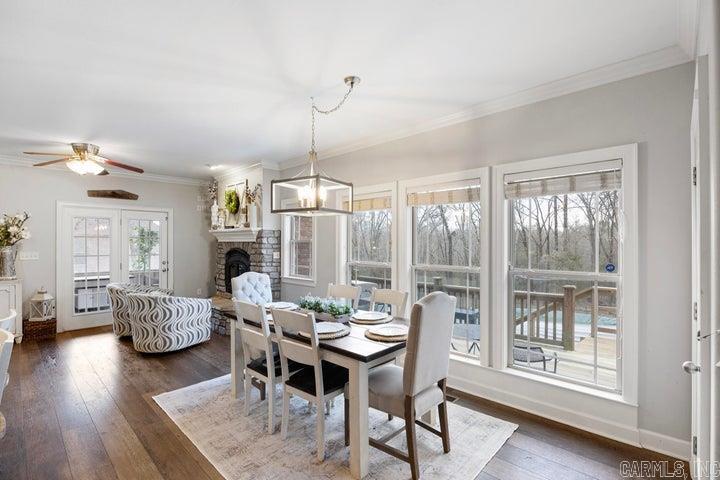 COUNTRY ESTATES - Residential