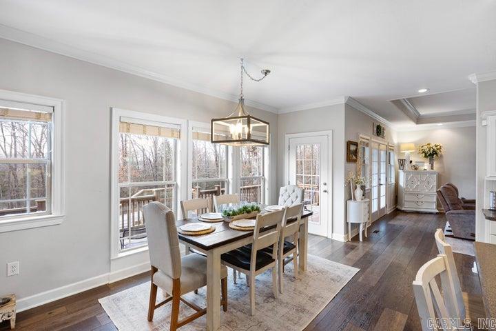 COUNTRY ESTATES - Residential