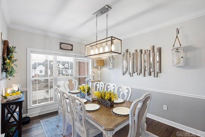 COUNTRY ESTATES - Residential