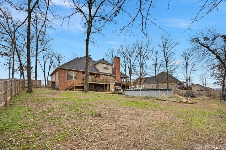 COUNTRY ESTATES - Residential