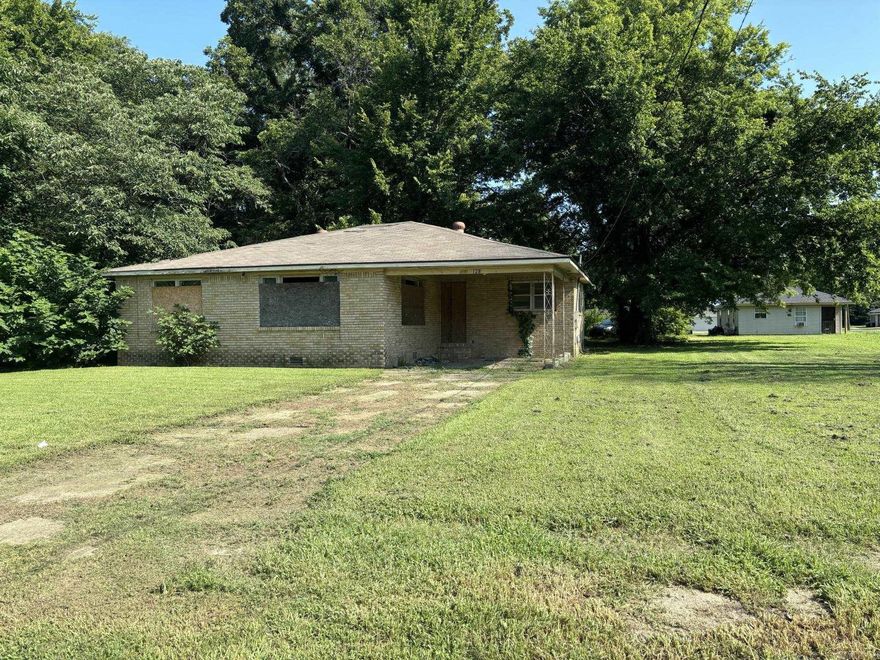 Home being sold as is. An investor's dream! This property is a blank slate. All an individual needs is a vision to make this your dream home. No one is able to go in. Just a shell of a house. All brick home.