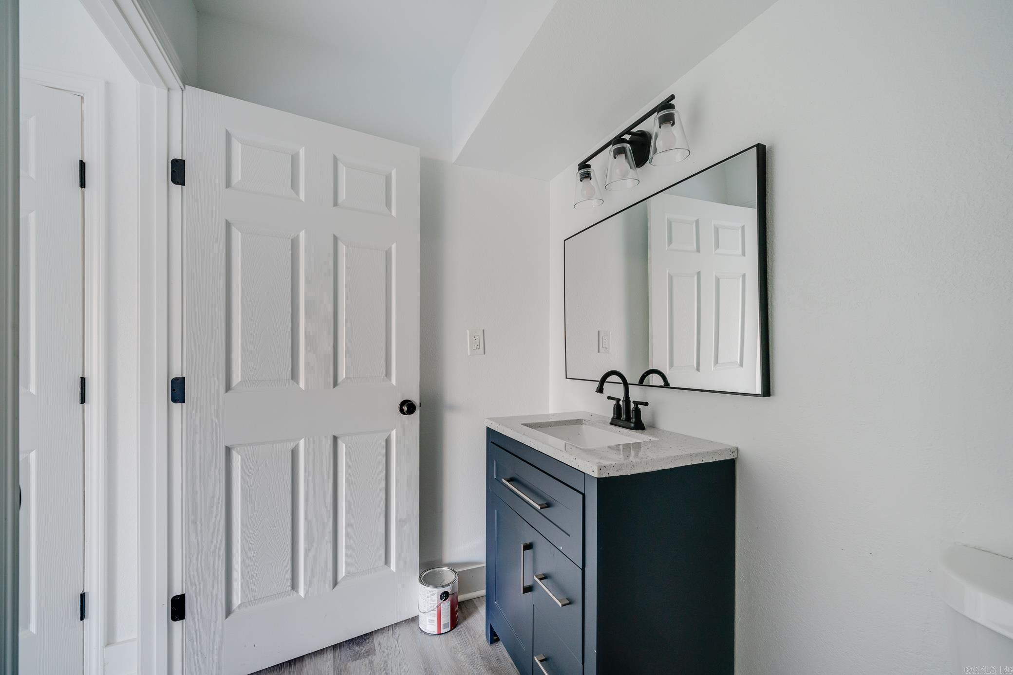 Conway - Commercial Sale