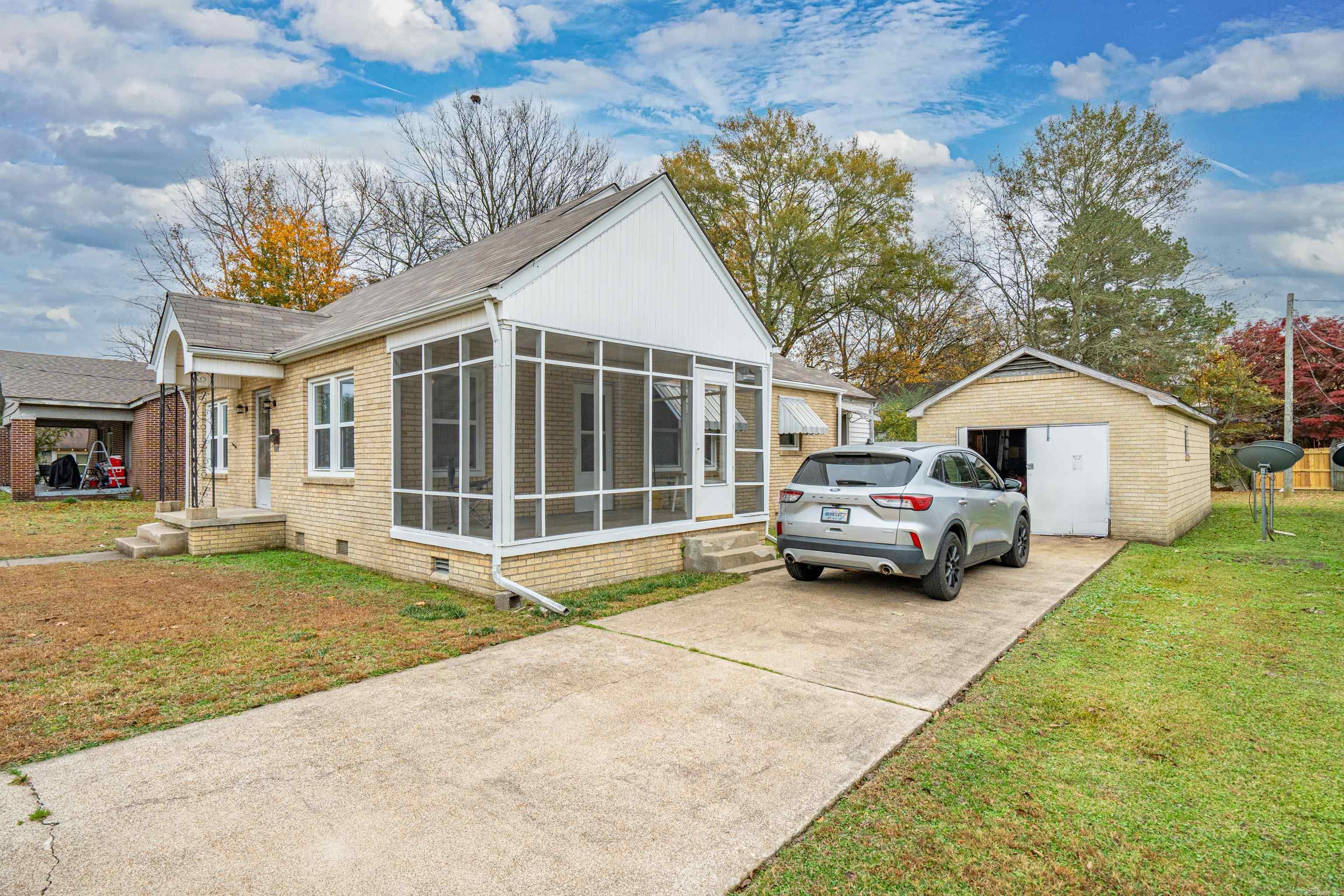 MCHENRY 2ND ADDITION - Residential