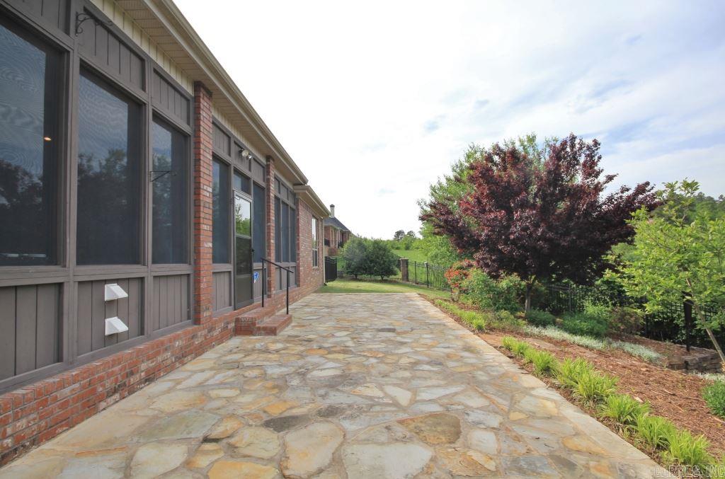 WOODLANDS EDGE - Residential