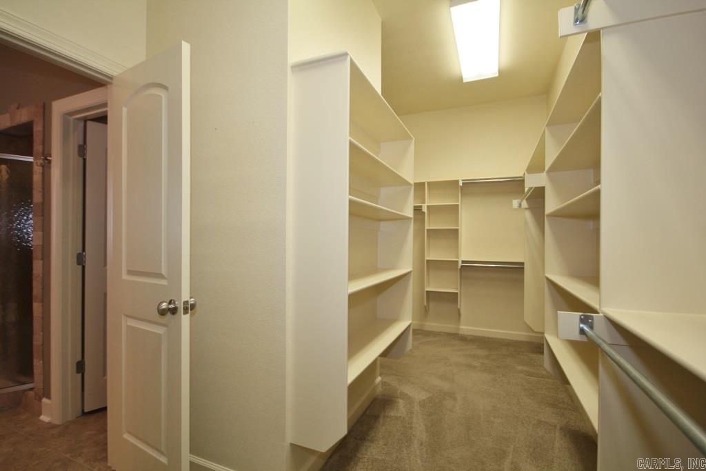 WOODLANDS EDGE - Residential