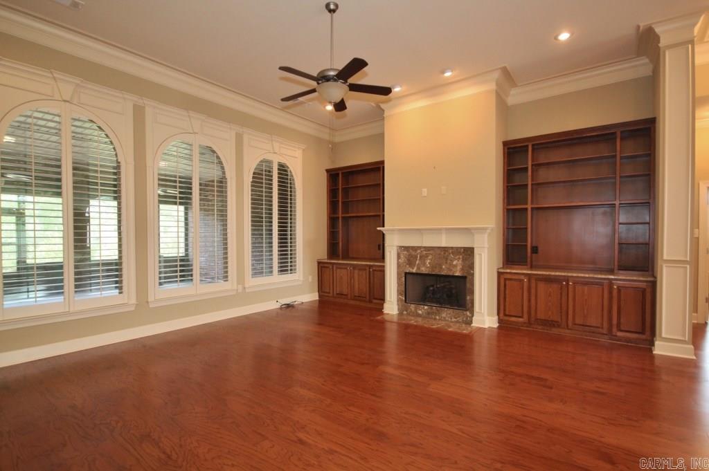 WOODLANDS EDGE - Residential