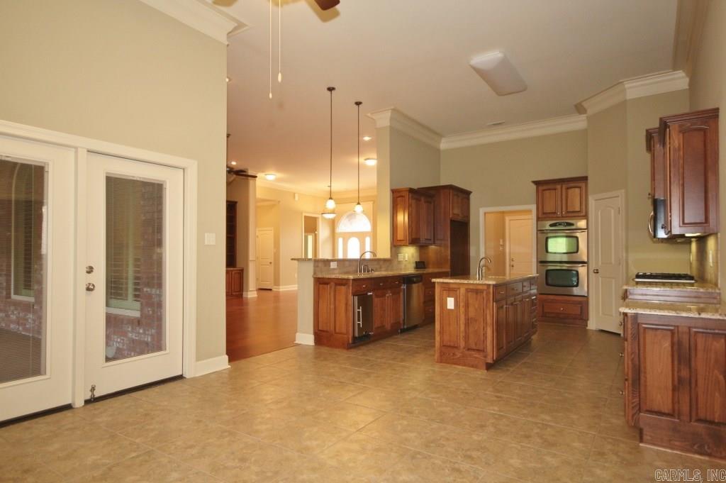 WOODLANDS EDGE - Residential