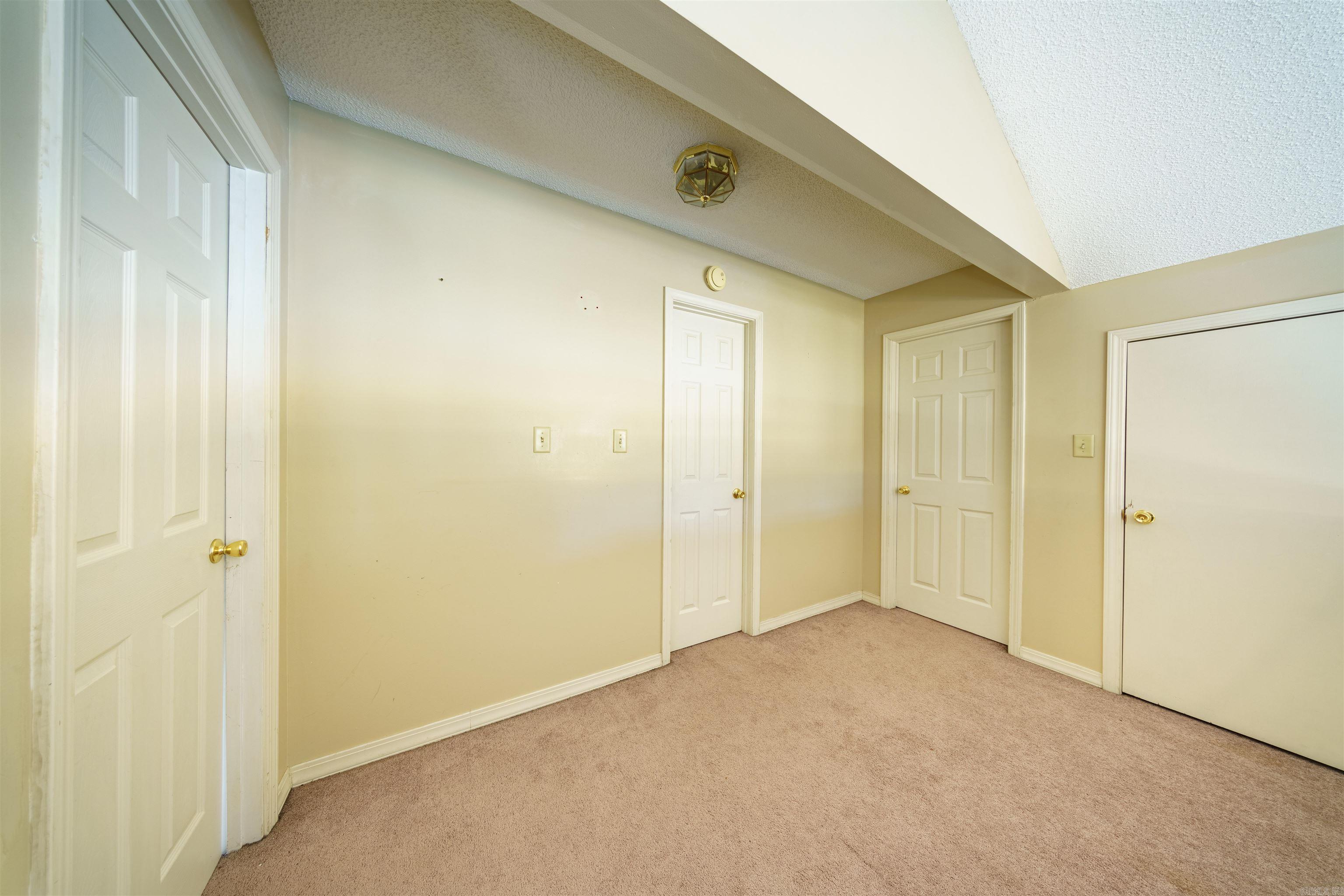 Vista Pointe - Residential