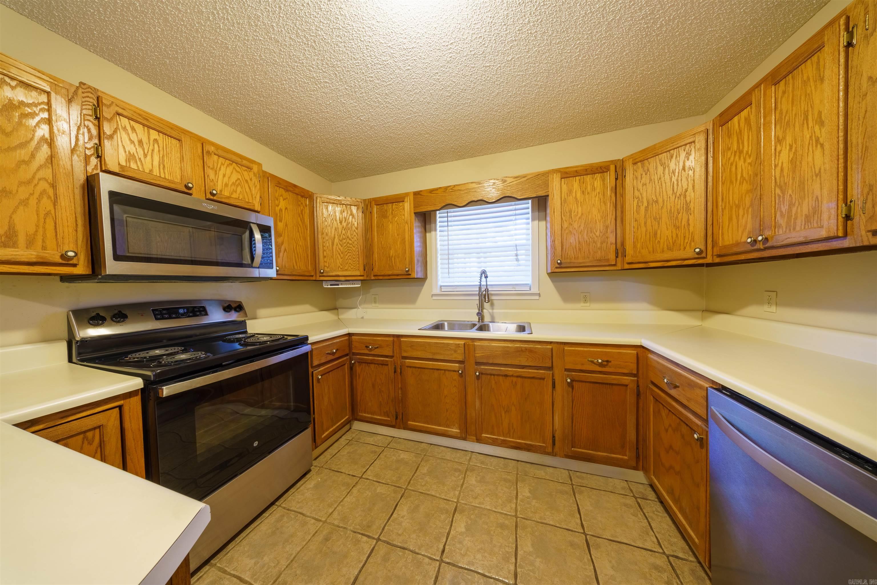 Vista Pointe - Residential