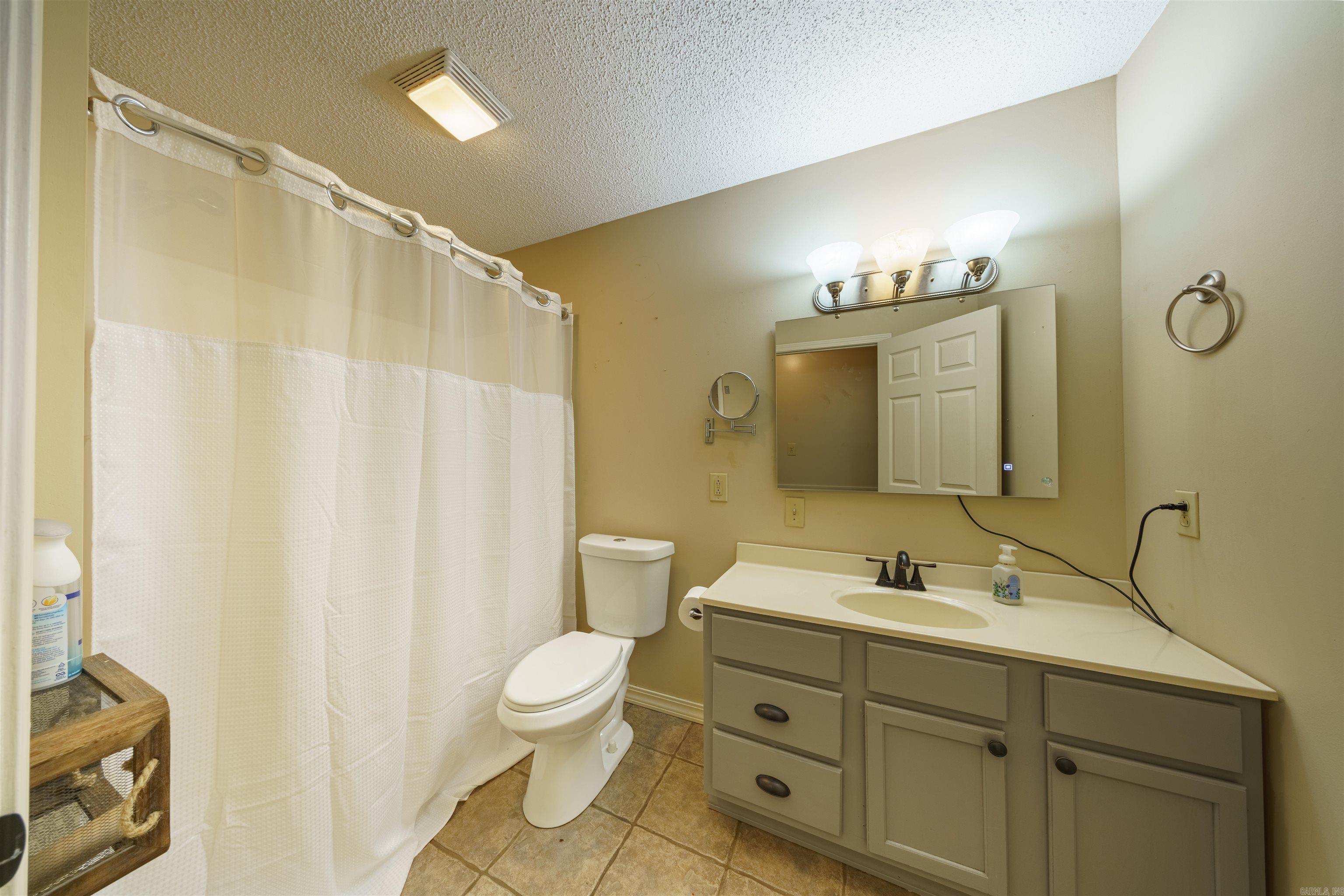 Vista Pointe - Residential