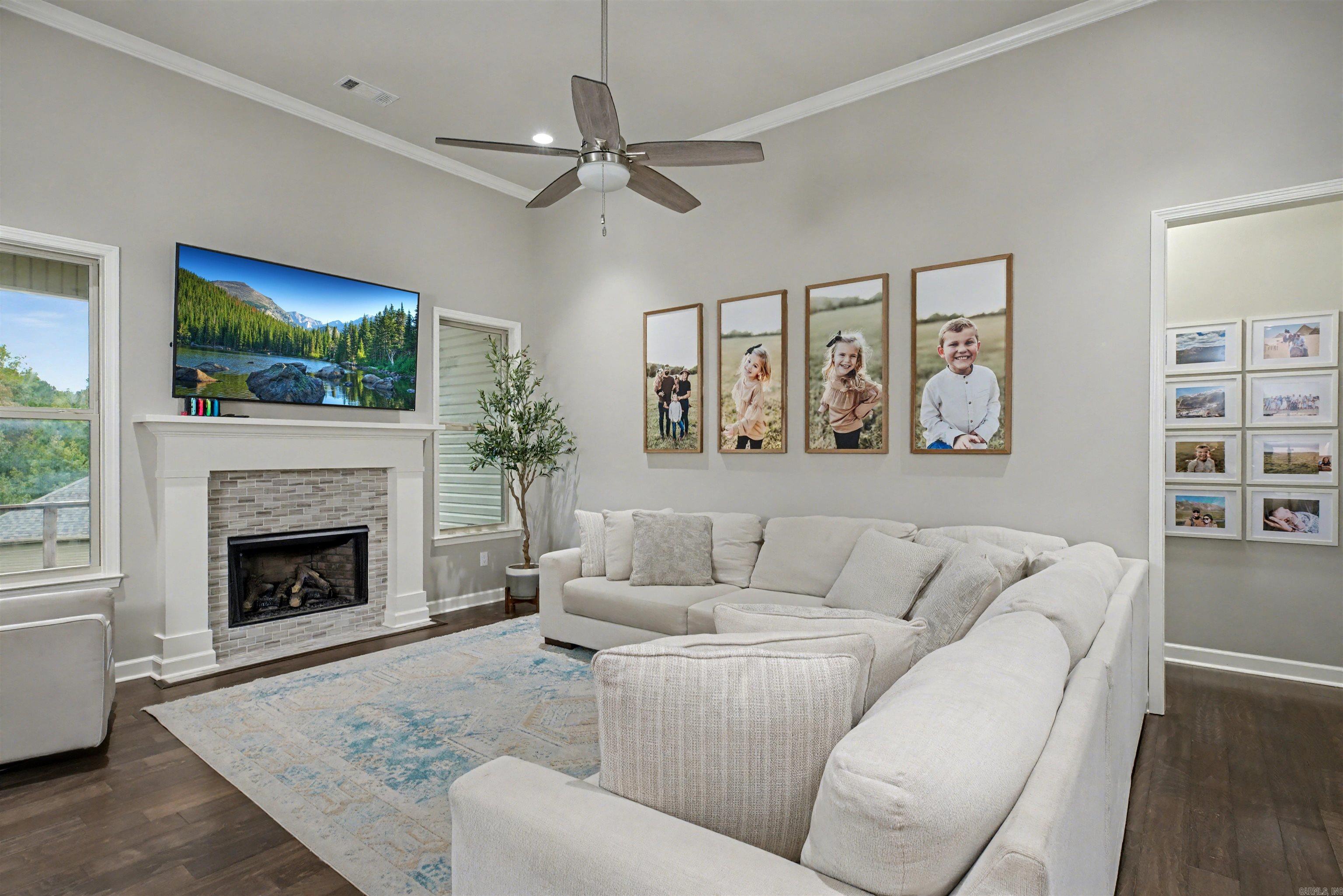 WATERS EDGE - Residential
