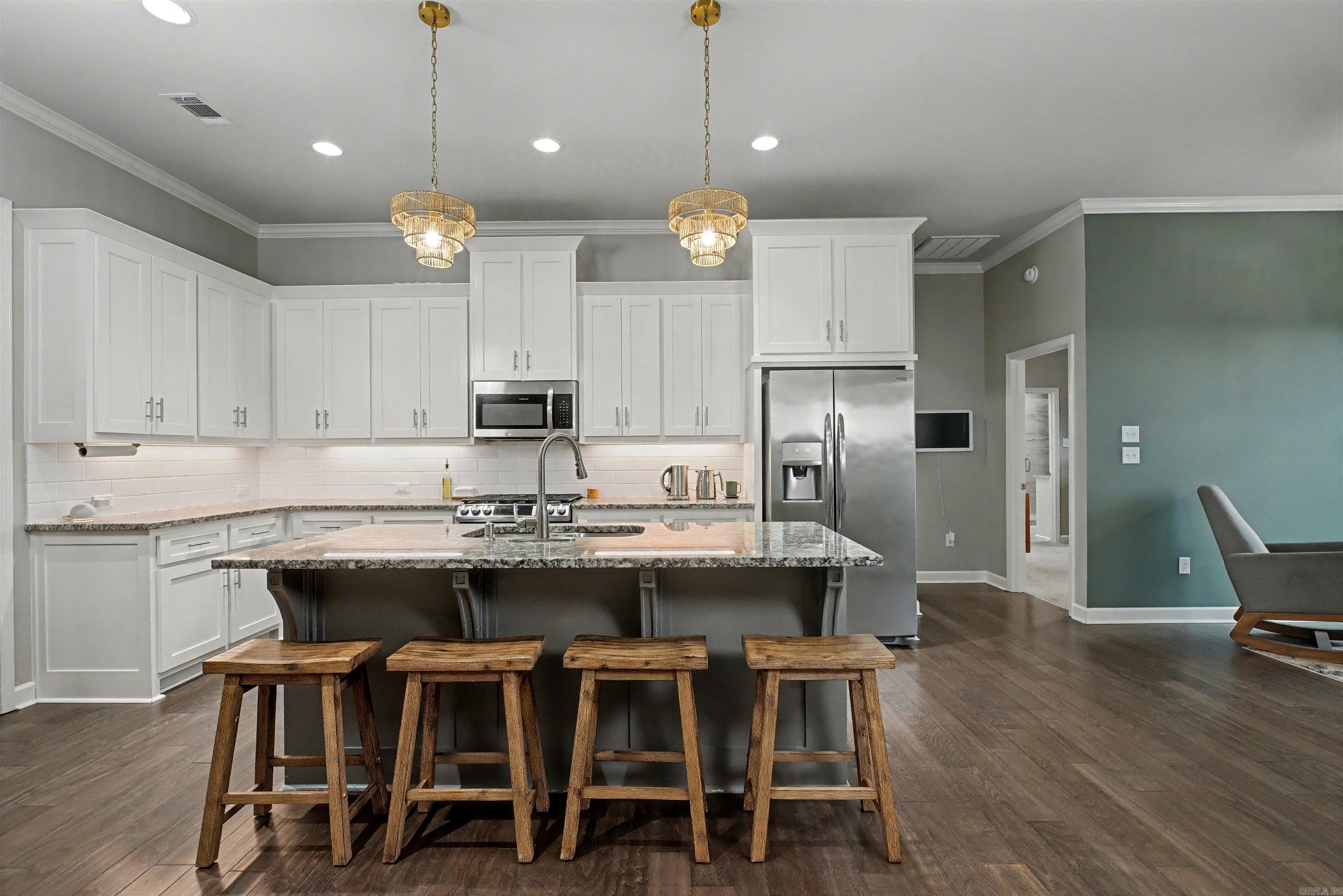WATERS EDGE - Residential