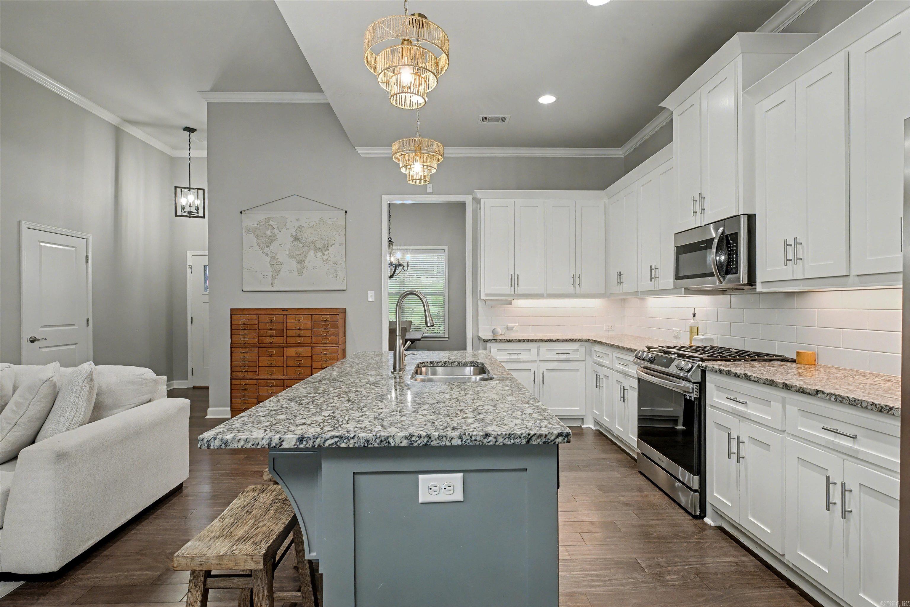 WATERS EDGE - Residential