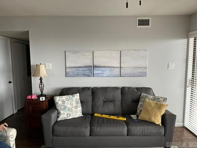 CLIFFSIDE LODGE - Residential
