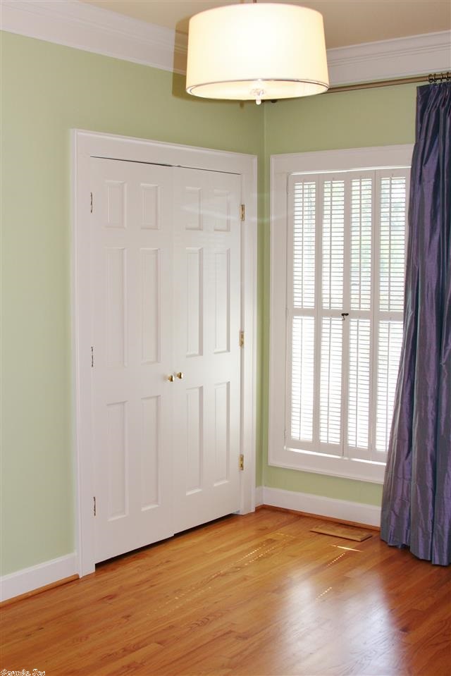 FOXWOOD J - Residential