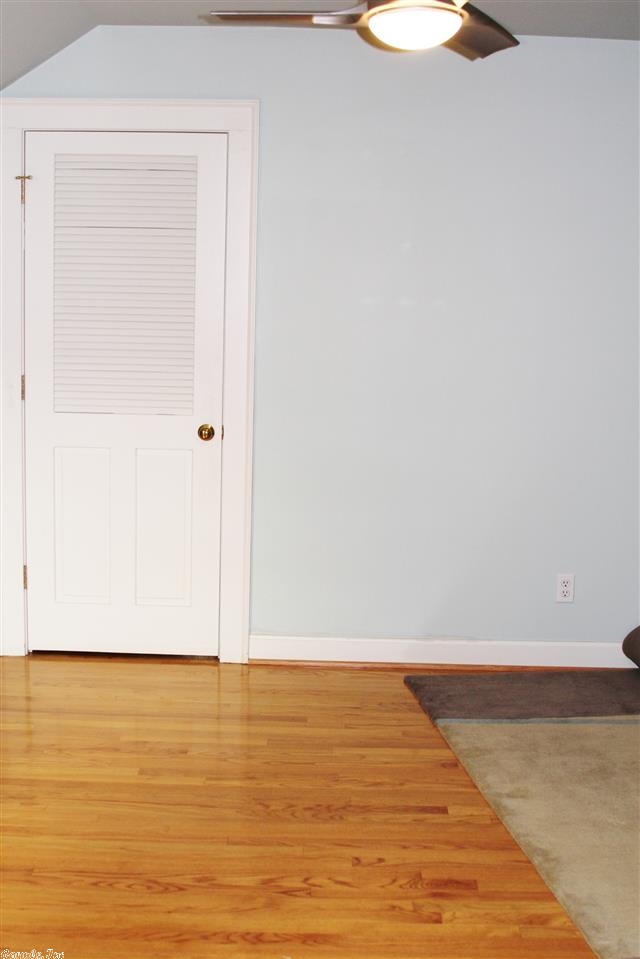 FOXWOOD J - Residential