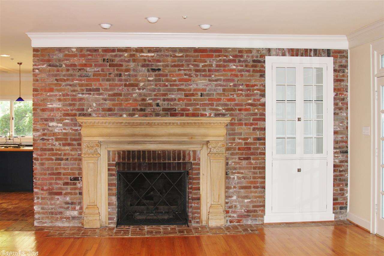 FOXWOOD J - Residential