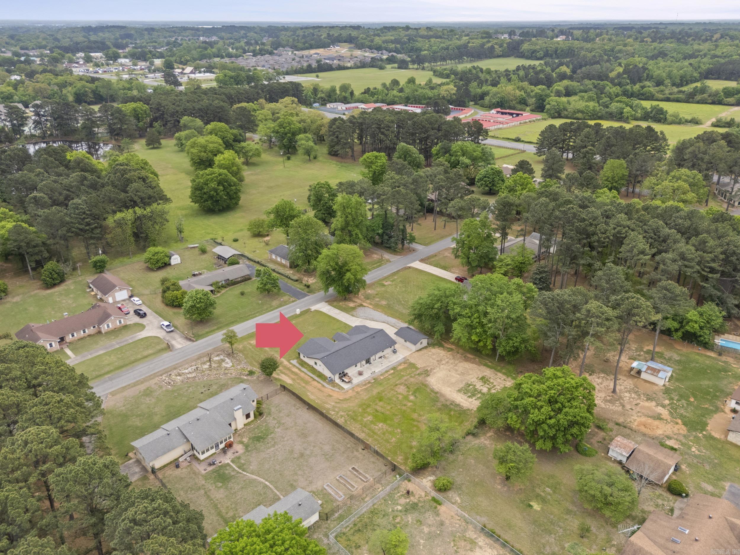 PINEWOOD ESTATES - Residential