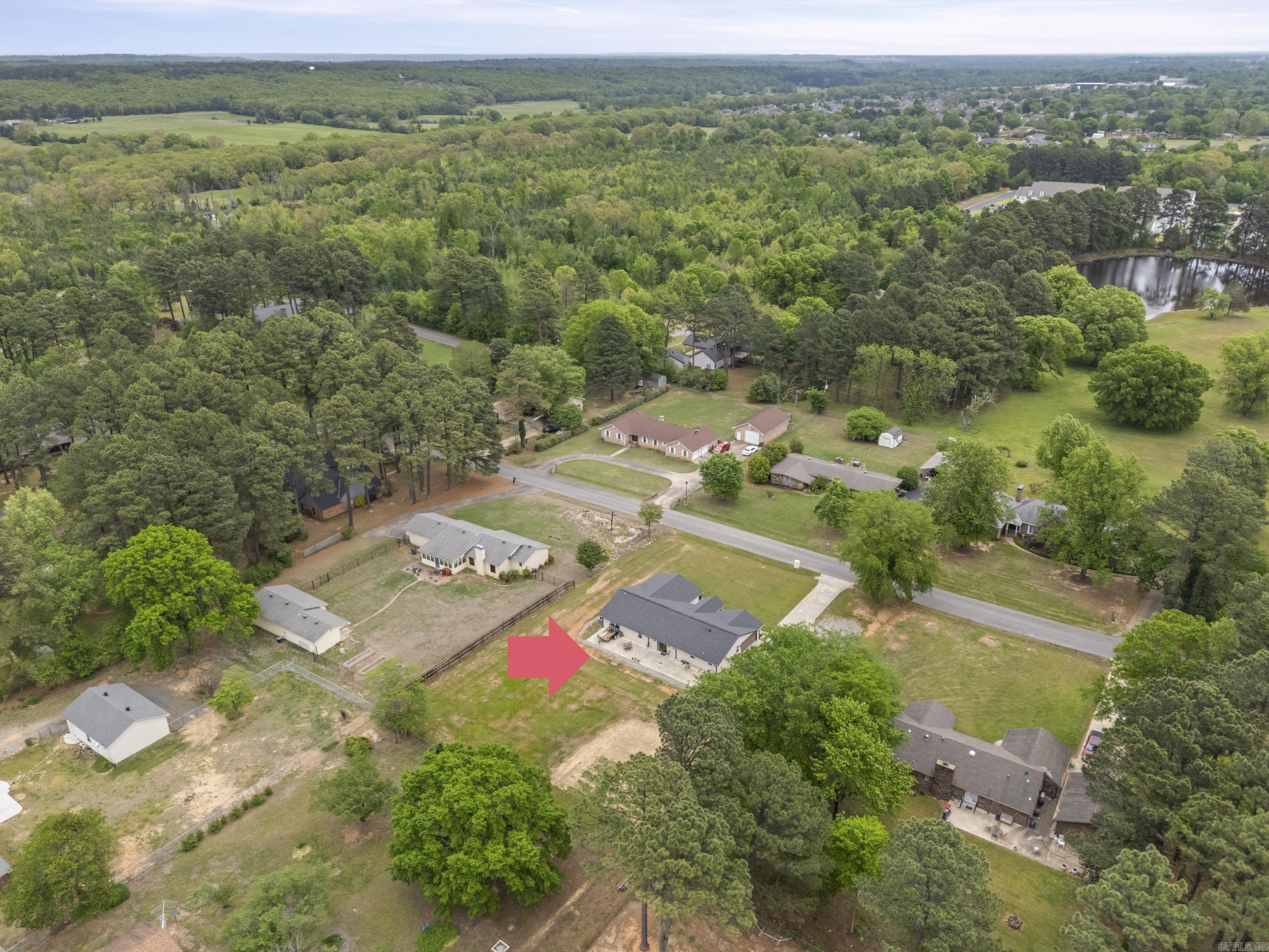 PINEWOOD ESTATES - Residential