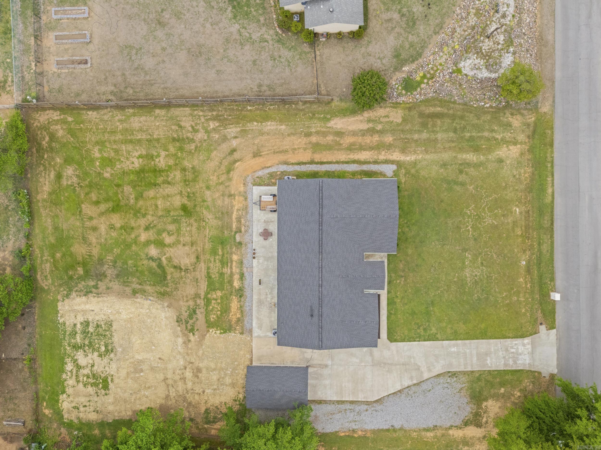 PINEWOOD ESTATES - Residential