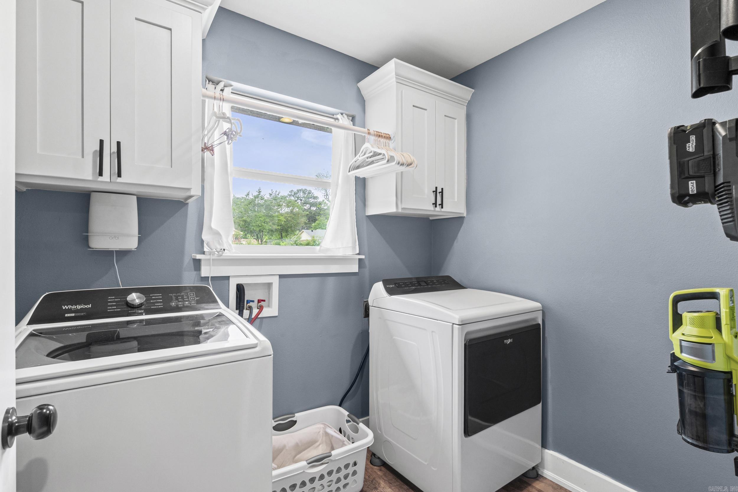 PINEWOOD ESTATES - Residential