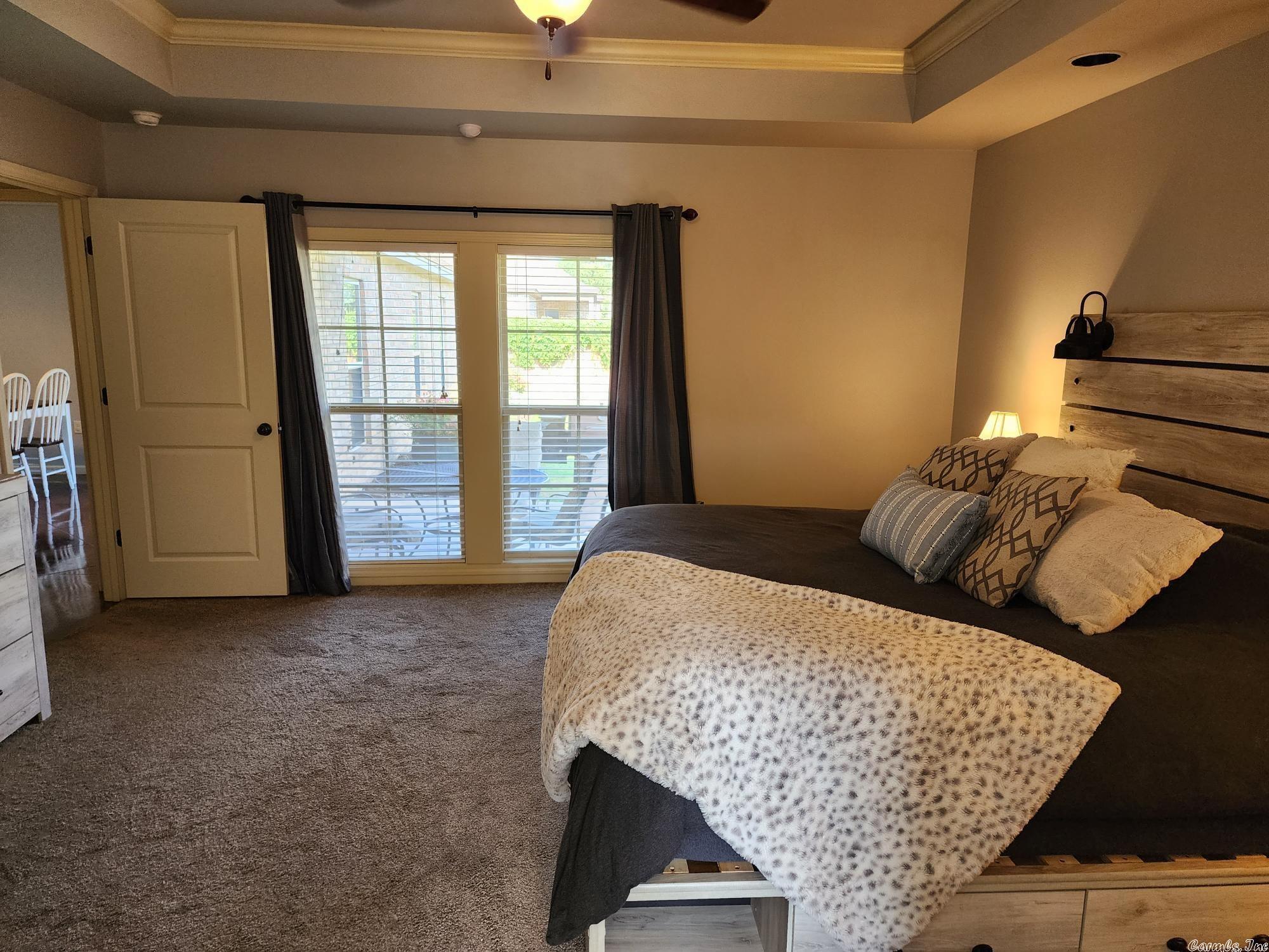 SKYLINE MEADOWS - Residential