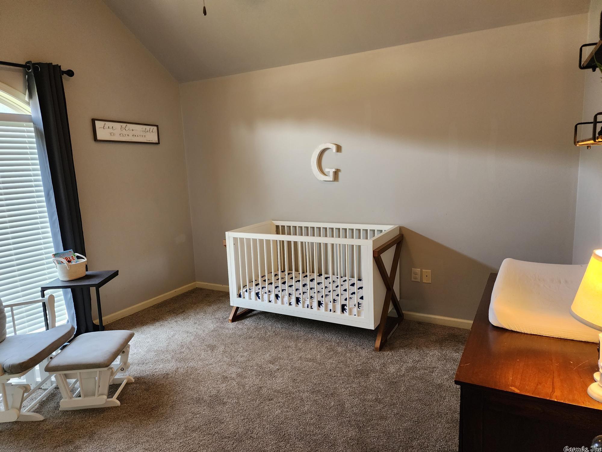 SKYLINE MEADOWS - Residential