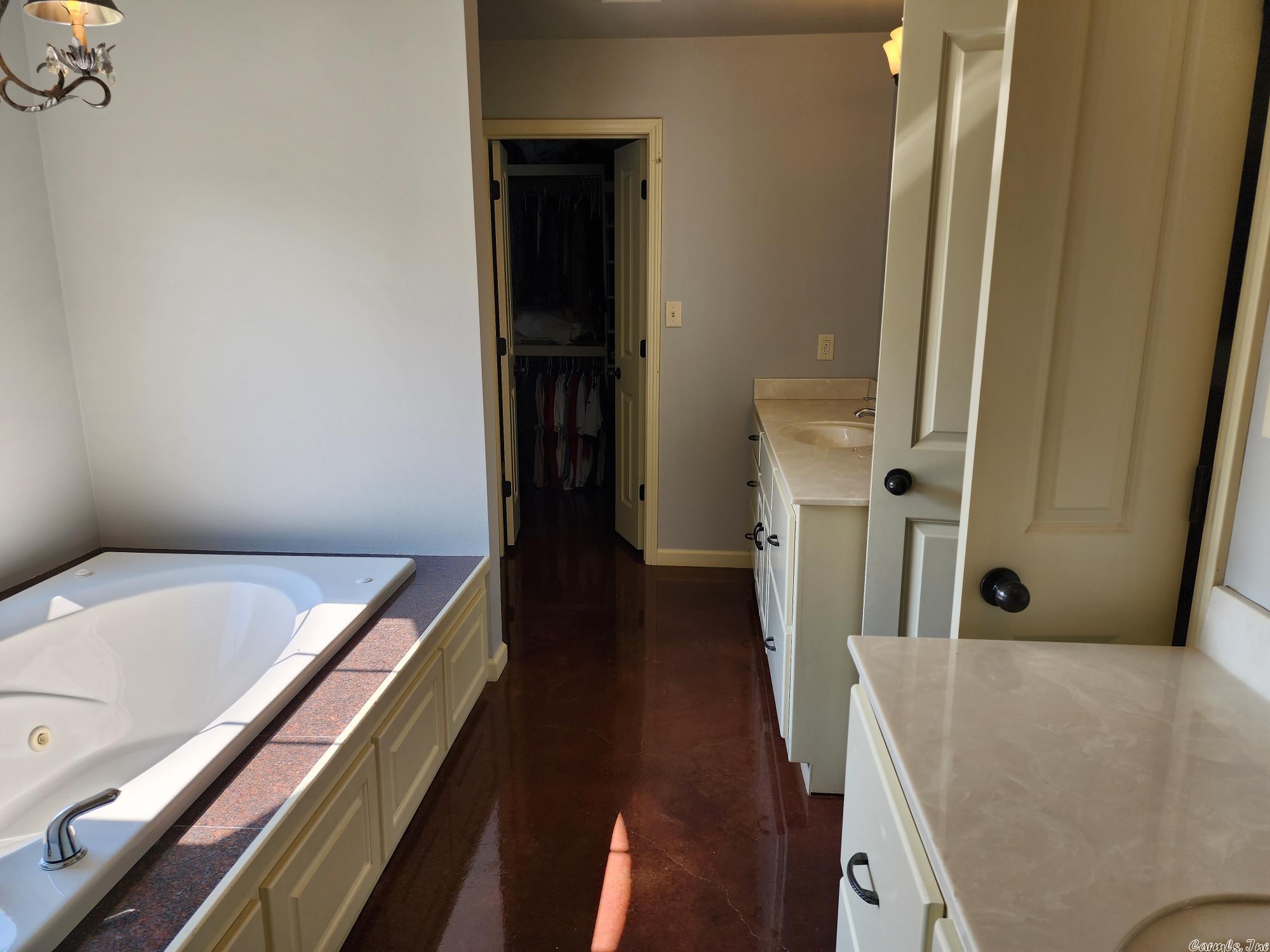 SKYLINE MEADOWS - Residential