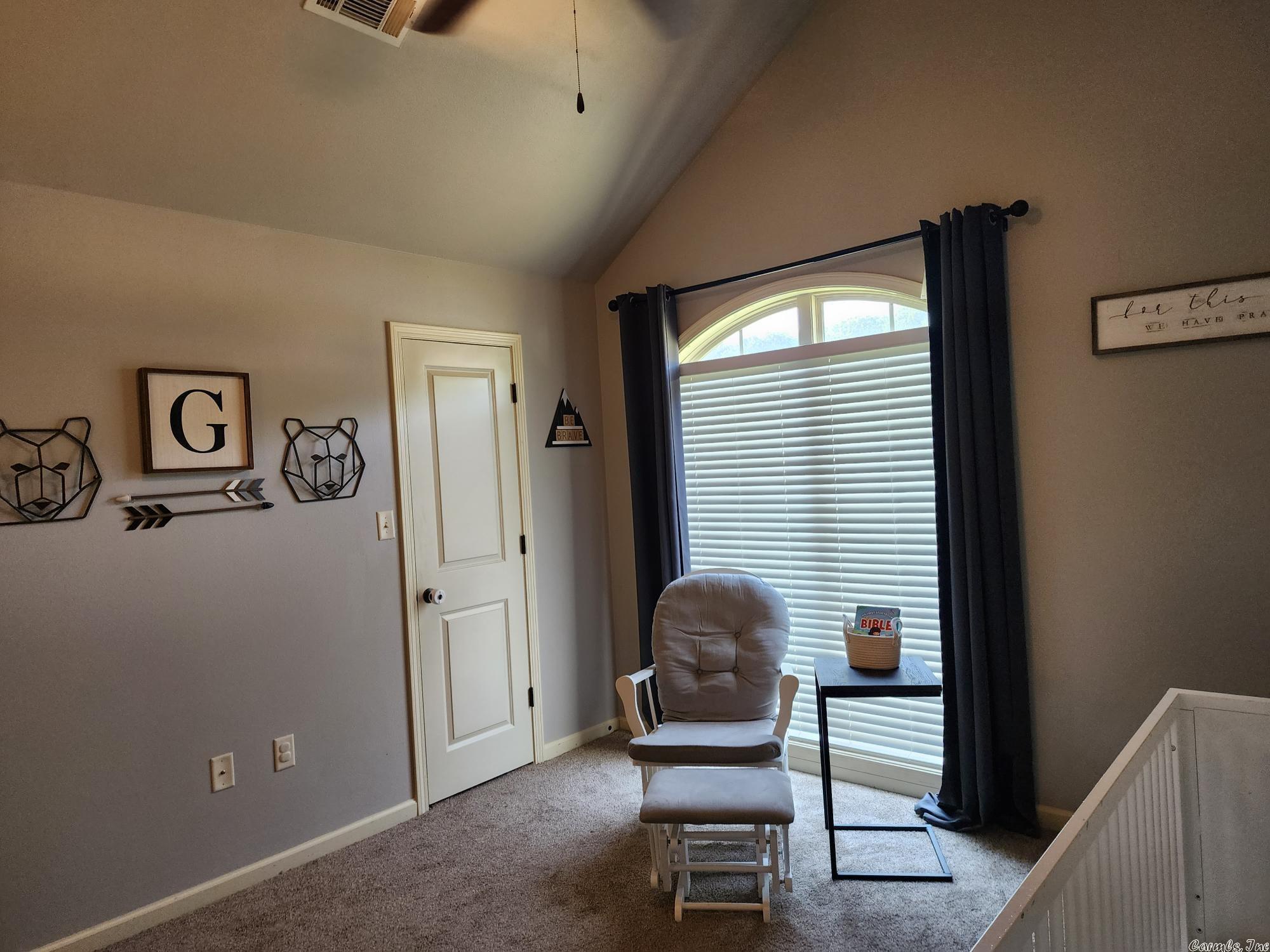 SKYLINE MEADOWS - Residential