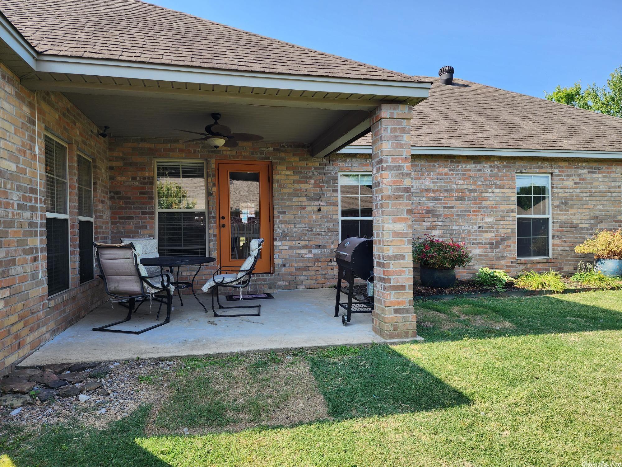 SKYLINE MEADOWS - Residential