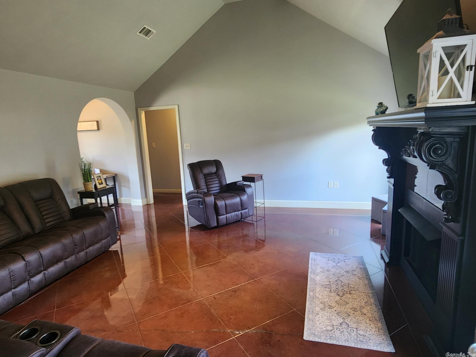 SKYLINE MEADOWS - Residential